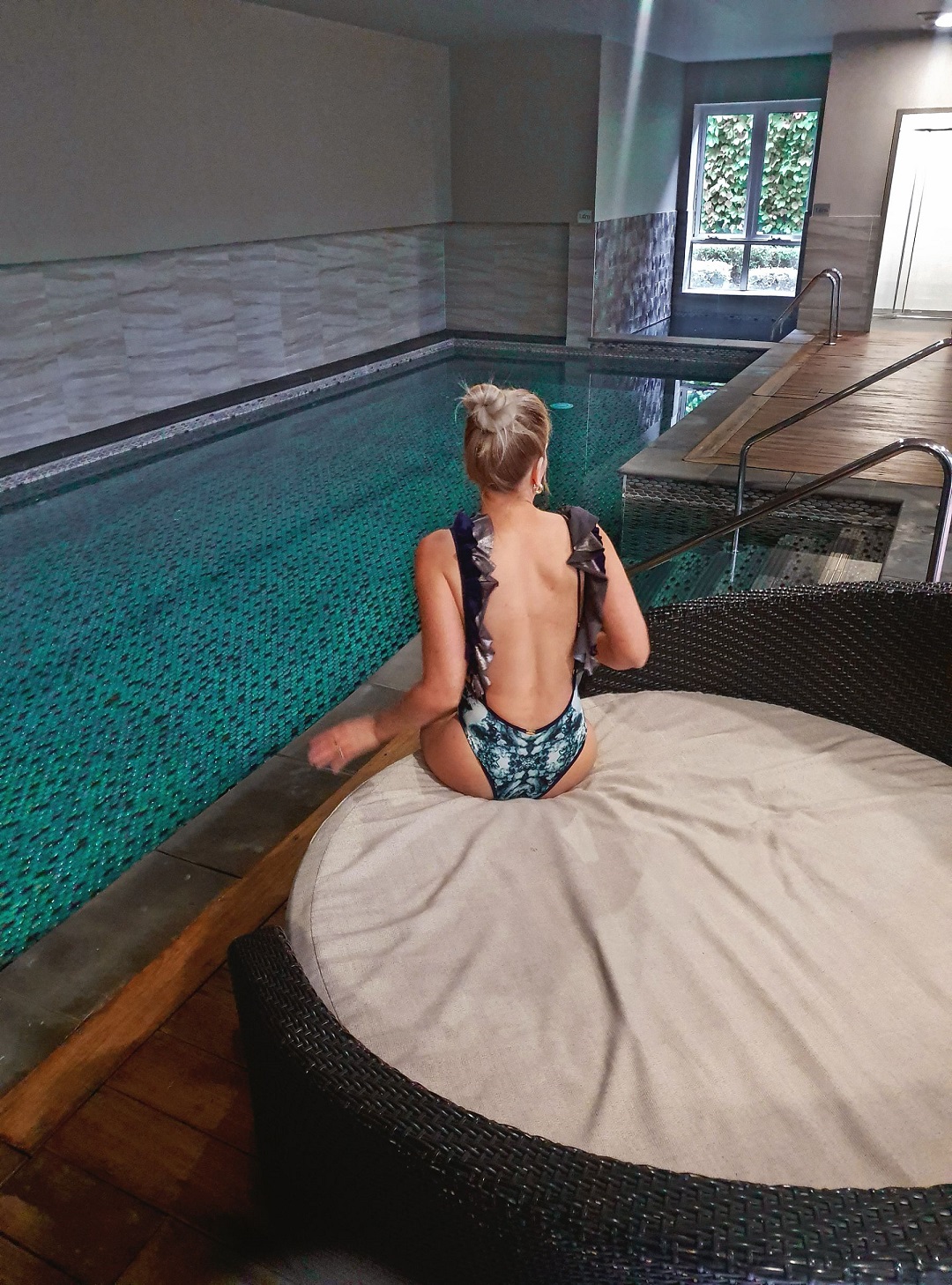 Bowral hotel indoor heated pool
